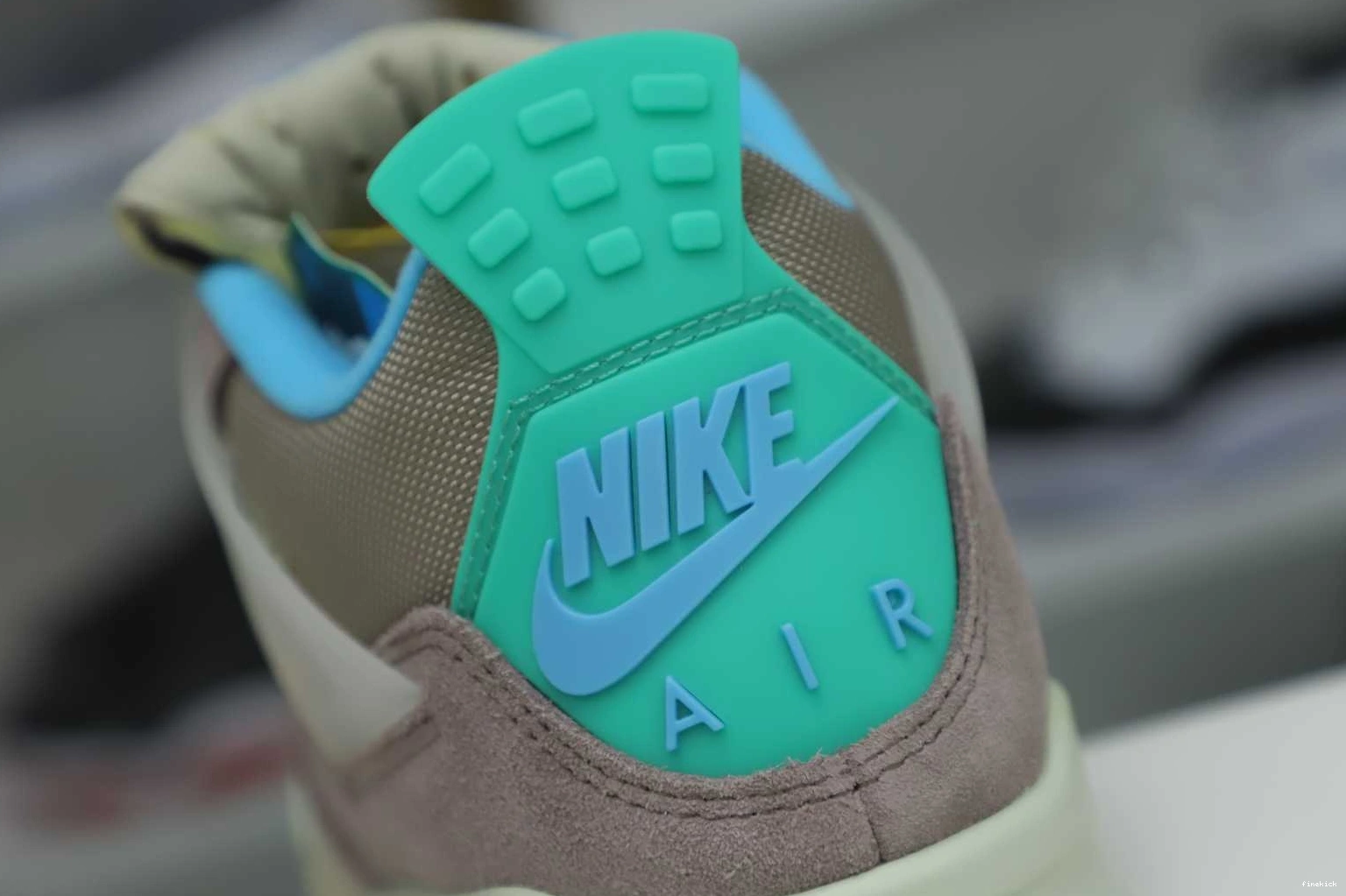 UNION RETRO 4 X 'TAUPE JORDAN HAZE' AIR LA 1210